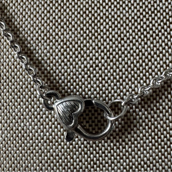 Judith Ripka Elegant Silver And CZ with Heart and Fleur-de-lis Accent 18” - Picture 2 of 9